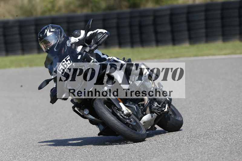 /44 09.08.2025 Plüss Moto Sport ADR/Einsteiger/565